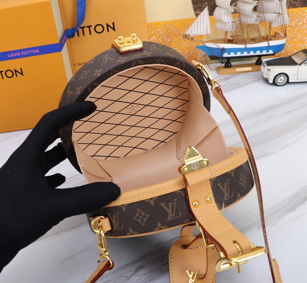 ルイヴィトンバッグ全体デザイン